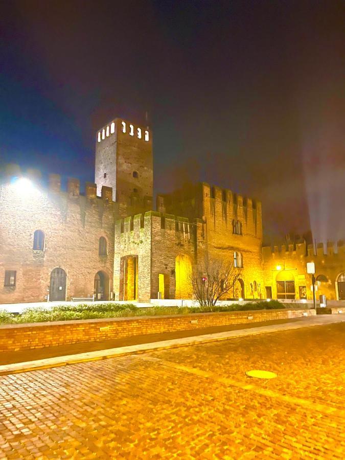 Ca' Del Sole - Attico Panoramico In Centro Storico Διαμέρισμα Montagnana  Εξωτερικό φωτογραφία